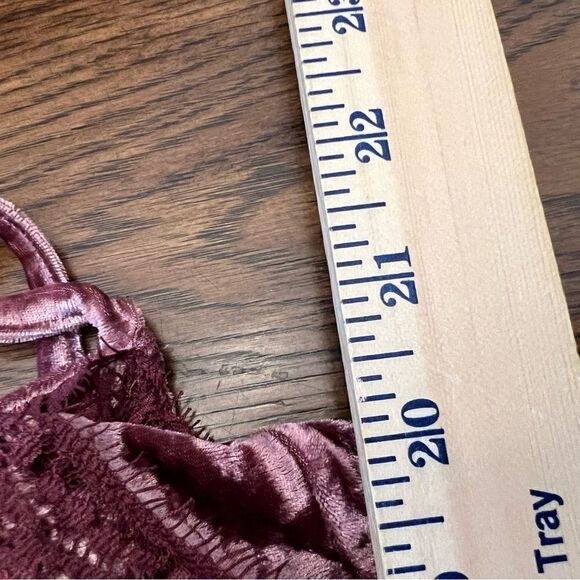 NWT women’s velour like open tie Solaris Peignoir. Size S and M available. - Picture 12 of 15
